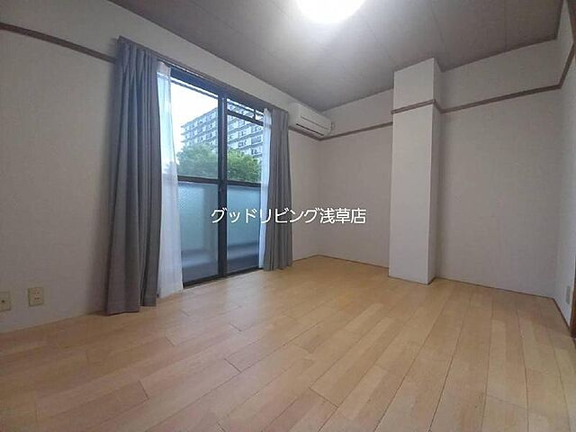寝室