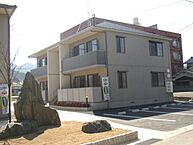 愛媛県西条市小松町南川245-1：物件画像／株式会社みかん不動産　レオパレス21パートナーズ今治