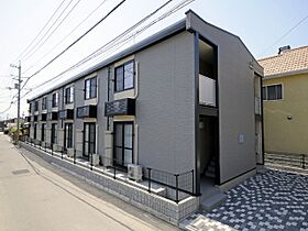 レオパレスエテルネ 103 ｜ 愛媛県松山市生石町618-1（賃貸アパート1K・1階・19.87㎡） その1