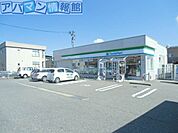 ファミリーマート新潟中野山店 398m