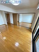 写真は同タイプの別のお部屋です。