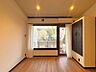 その他：LDKの大きな窓からは自然あふれる景色をお愉しみいただけます。