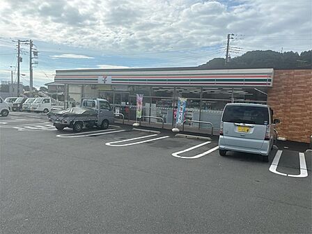 セブンイレブン 伊東宇佐美芝原店(3603m)