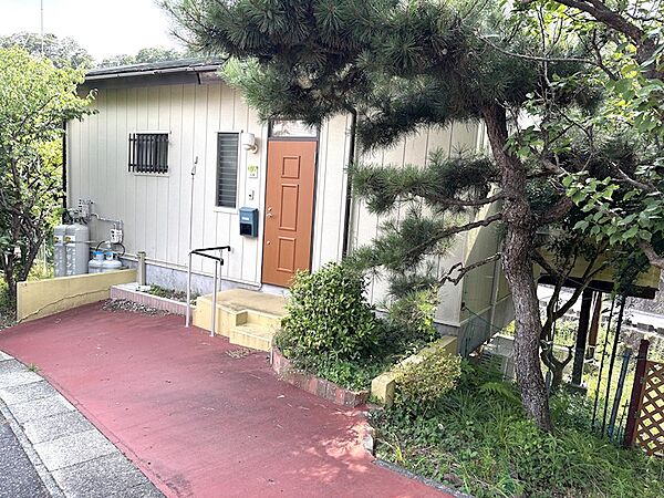 玄関を拡大表示