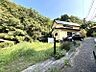その他：【前面道路】少し傾斜地になっています