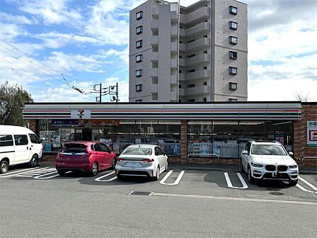 セブンイレブン 伊豆白田店(583m)