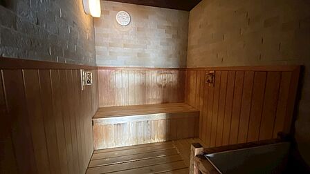 【サウナ】共用大浴場にはサウナも付いています