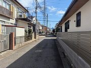 南位置指定道路西から東方向。