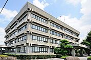 役所「蕨市役所まで1796m」
