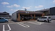 セブンイレブン小金井駅東店 83m