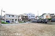 土地売買契約後3ヵ月以内に建築会社アートホームと建築請負契約を締結することを条件に販売し、期間内に契約をされなかった場合、土地売買契約は白紙となり、受領した手付金等の土地代金はお返しします。