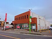 鹿児島銀行吉野支店【鹿児島銀行吉野支店】鹿児島市吉野町にある銀行です。 470m