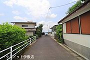 【前面道路】東側前面道路交通量少な目です！