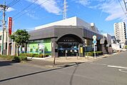 鹿児島銀行　姶良支店[鹿児島銀行　姶良支店]窓口営業時間平日9:00～15:00日祝9:00～17:00ATM営業時間平日8:50～19:00土曜9:00～19:00日 1420m
