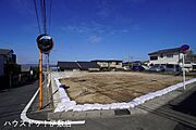 【外観写真】・南西角地陽当たり良好！・敷地44.07坪と広々！