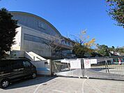 大明丘小学校【鹿児島市立大明丘小学校】は、大明丘1丁目に位置する1970年創立の小学校です。令和3年度の生徒数は397人で、19クラスあります。校訓は「心豊かで　つよく　かしこい子ども」です…