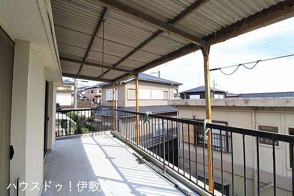 バルコニー