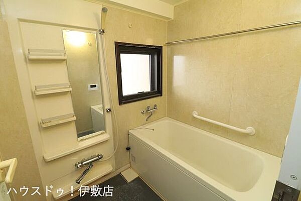 浴室を拡大表示