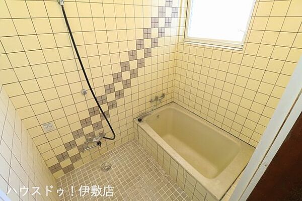 浴室を拡大表示