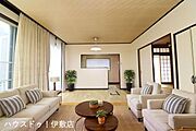 【リビング】リビング16帖と和室6帖の合わせて22.6帖と広々とした空間※イメージにつき、家具、家電は価格に含まれません