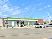 ファミリーマート米子富益町店 3370m