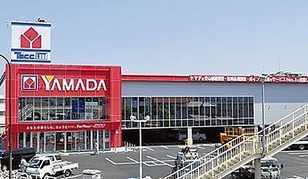ヤマダ電機テックランド横須賀店 220m