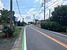 外観：前面道路含む現地写真