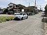 外観：南面道路で幅員約6ｍ