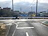 外観：前面道路含む現地写真