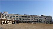 下条小学校 550m