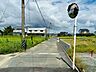 外観：前面道路含む現地写真