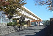 芦原小学校 570m