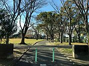 東脇公園 940m