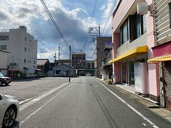 前面道路含む現...