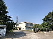 田原東部小学校 1700m