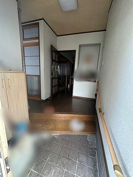 玄関を拡大表示