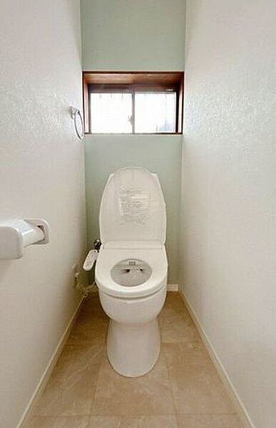 トイレを拡大表示