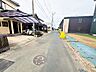 外観：前面道路含む現地写真