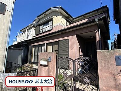 外観：正則小学校　徒歩約5分、稲沢市にもほど近いあま市二ツ寺エリアに中古戸建が登場です。全居室フローリングの造りで、家具選びもより楽しめそうです。