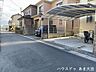 その他：前面道路です。普通車が1台通れる幅となります。大型車の通行が少ないので、振動や騒音が抑えられます。