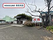 間口にゆとりがあるので建築もしやすそうですね。周辺は静かな環境で、落ち着いた生活を送ることができそうです。