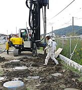 地盤調査した結果、地耐力に対して基準に満たない場合は地盤改良工事を行います。補強方法は地耐力に見合った形で実施しております。