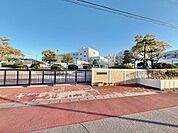 桃陵中学校【小牧市の公立中学校。隣に小学校があり、小中で連携しやすい環境です。周辺は住宅街で落ち着いた住環境が広がっています。HPでは行事やの様子を日々更新しており、活動が分かりやすい点も魅力です…