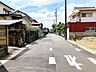 その他：【前面道路】前面道路が広いため大きな車の方でも車の出し入れがしやすく、駐車もスムーズ♪見通しが良いため安全性も高まります！お子さまのいるご家庭でも安心して暮らせる快適な住環境です！