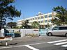 周辺：小木小学校【小牧市の公立小学校。学校HPでは行事や学校生活の様子を日々更新しており活動が分かりやすい点が魅力です。周辺は住宅地で落ち着いた住環境が広がり、安心して通学できる環境が整っています。】…