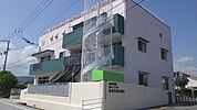 芸術学園幼稚園 690m
