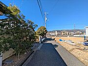 西側道路 南から北方向