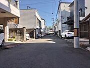 南側道路 西から東方向