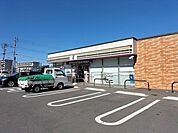セブン-イレブン 高知神田川橋店 900m