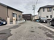 西側道路 西から東方向